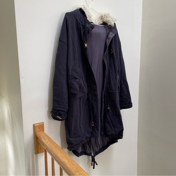 { Free People Outerwear } Oversized Midi Navy Sweatshirt Jacket - Picture 2 of 10